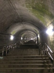 週末は土合駅も混むこともあります。