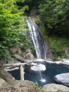 八丁の湯（滝）