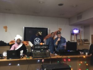 湯沢町でDJ
